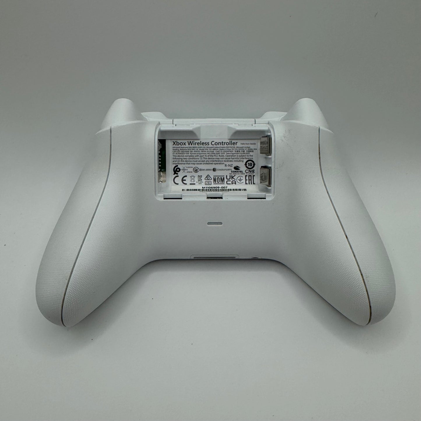 Microsoft Xbox One Wireless Controller White 1914
